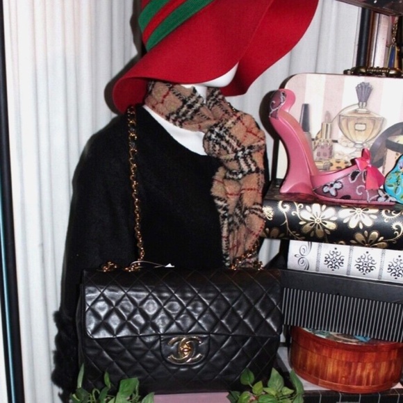 CHANEL 34 JUMBO FLAP BAG! - Picture 16 of 17